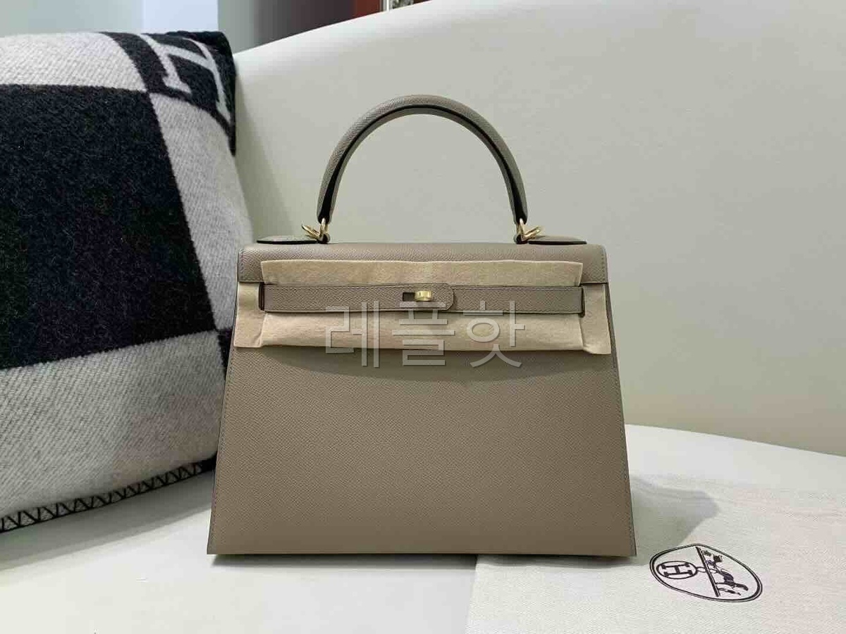 Hermès Kelly 28 Epsom Gris Asphalte x Gold Hardware