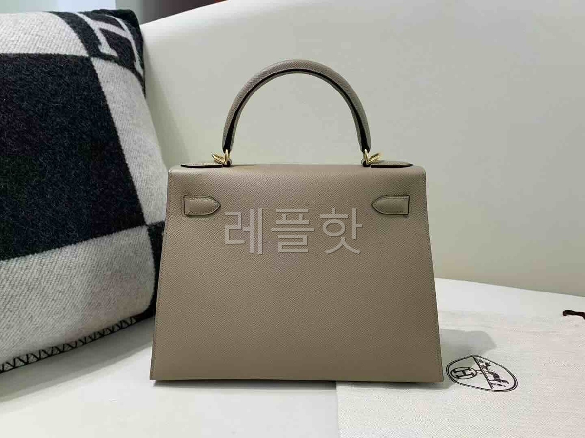Hermès Kelly 28 Epsom Gris Asphalte x Gold Hardware