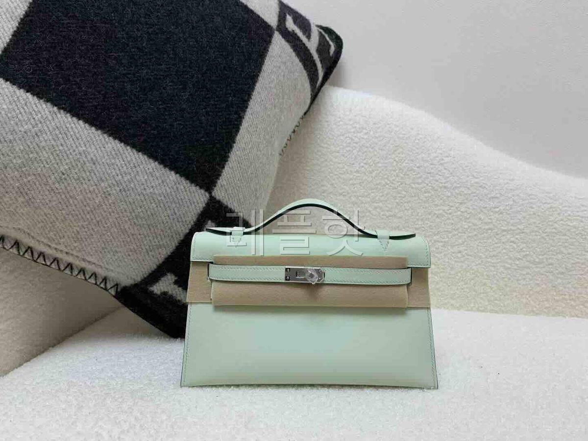 Hermès Pochette Swift Bubble Green x Palladium Hardware