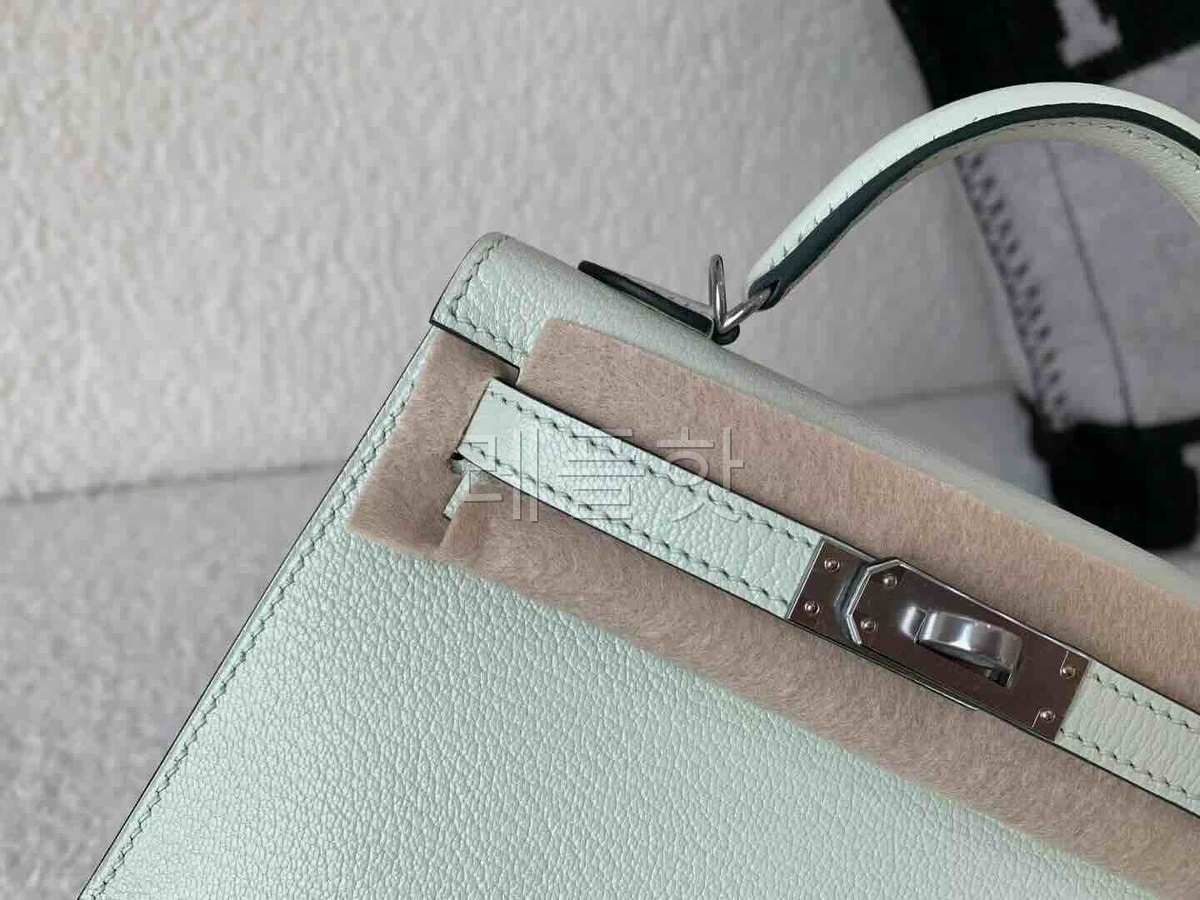 Hermès Mini Kelly II Chevre Bubble Green x Palladium Hardware