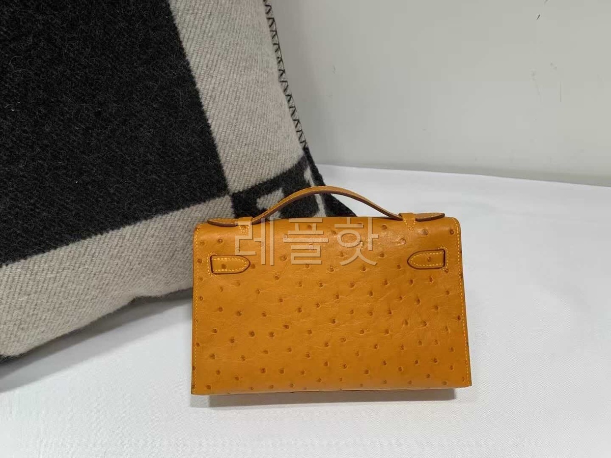 Hermès Mini Kelly I Ostrich Velvet Green x Gold Hardware