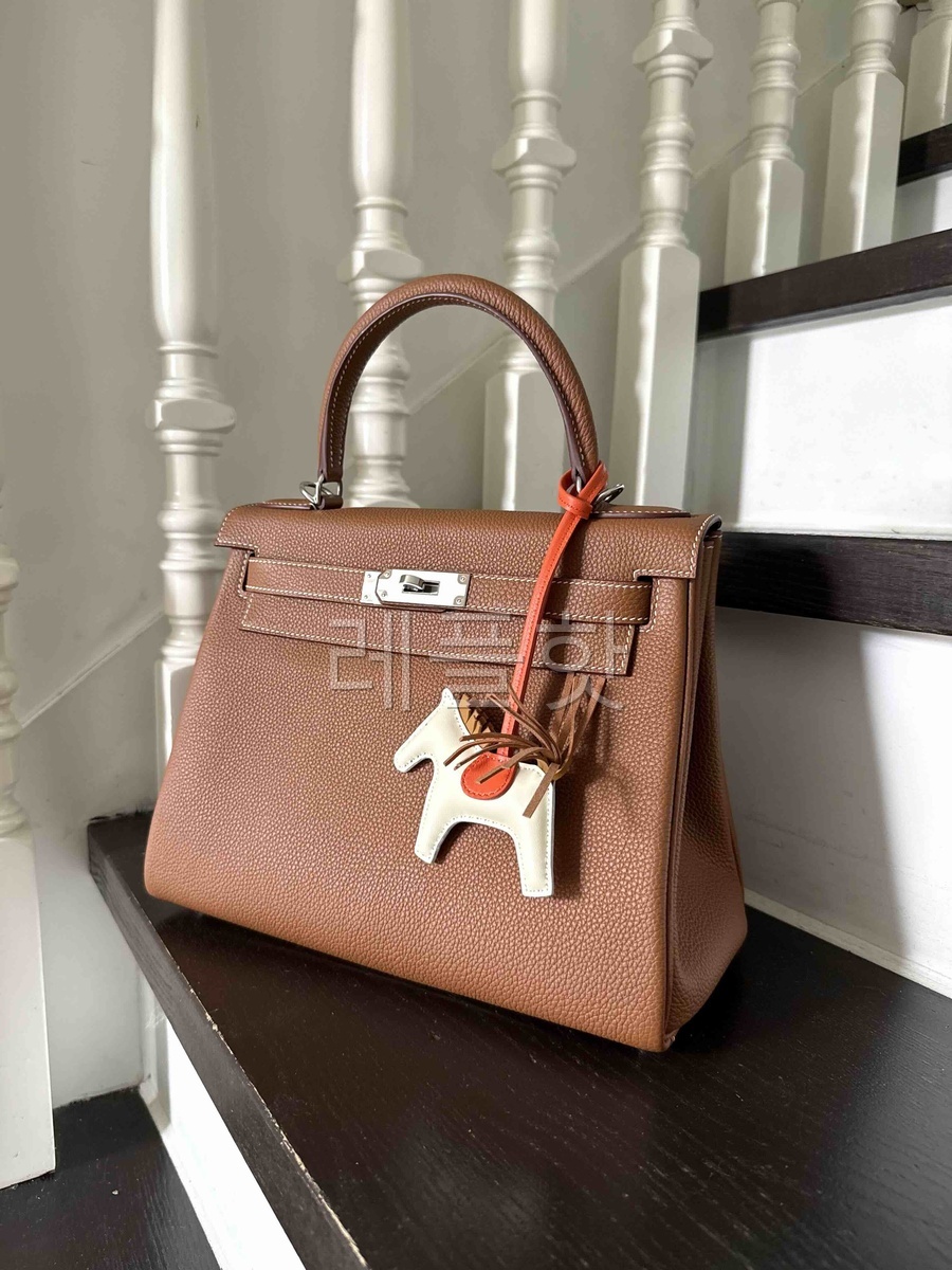 Hermès Kelly28 Togo Gold x Palladium Hardware