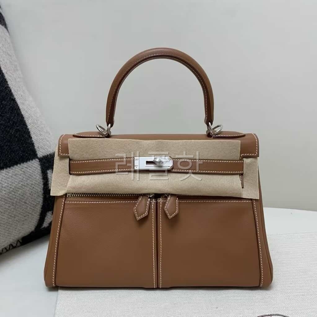 Hermès Kelly Lakis 28 Swift Gold x Palladium Hardware