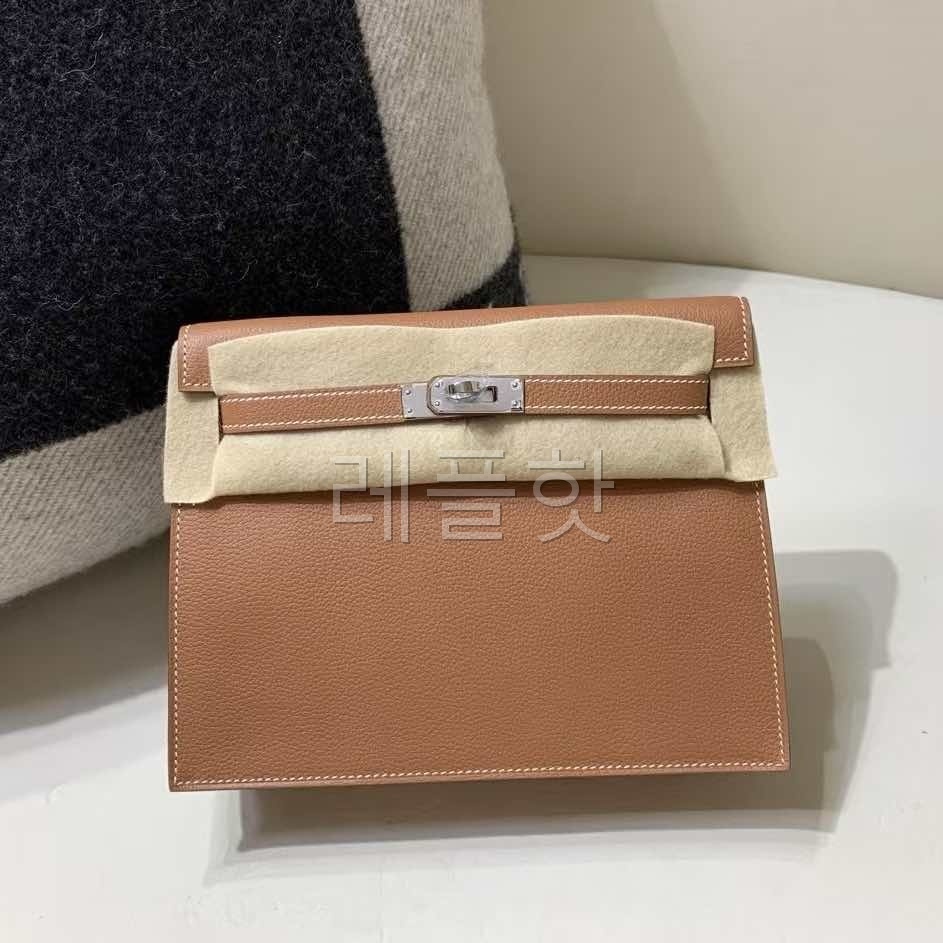 Hermès Kelly Danse Evercolor Gold x Palladium Hardware