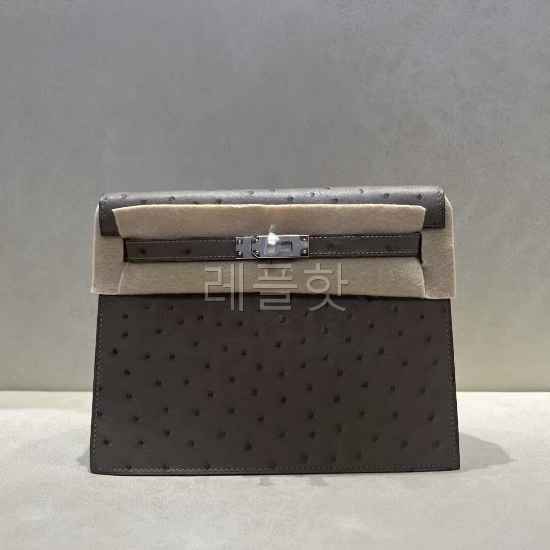 Hermès Kelly Danse Ostrich Moka x Palladium Hardware