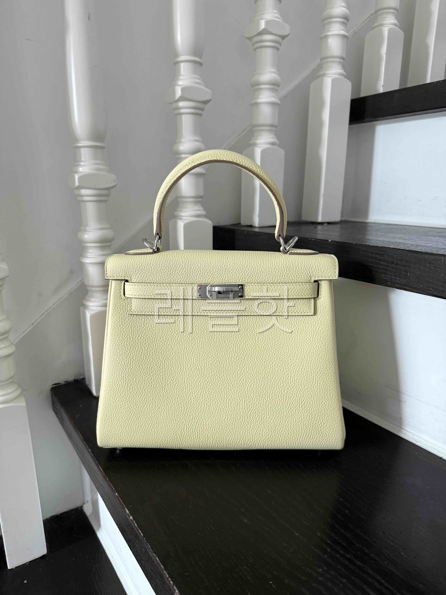 Hermès Kelly25 Togo Jaune Possin x Palladium Hardware