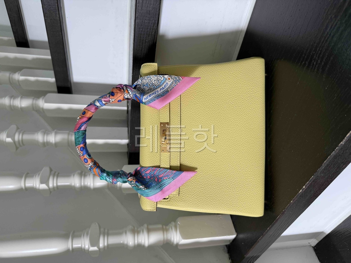 Hermès Kelly25 Togo Limoncello x Gold Hardware
