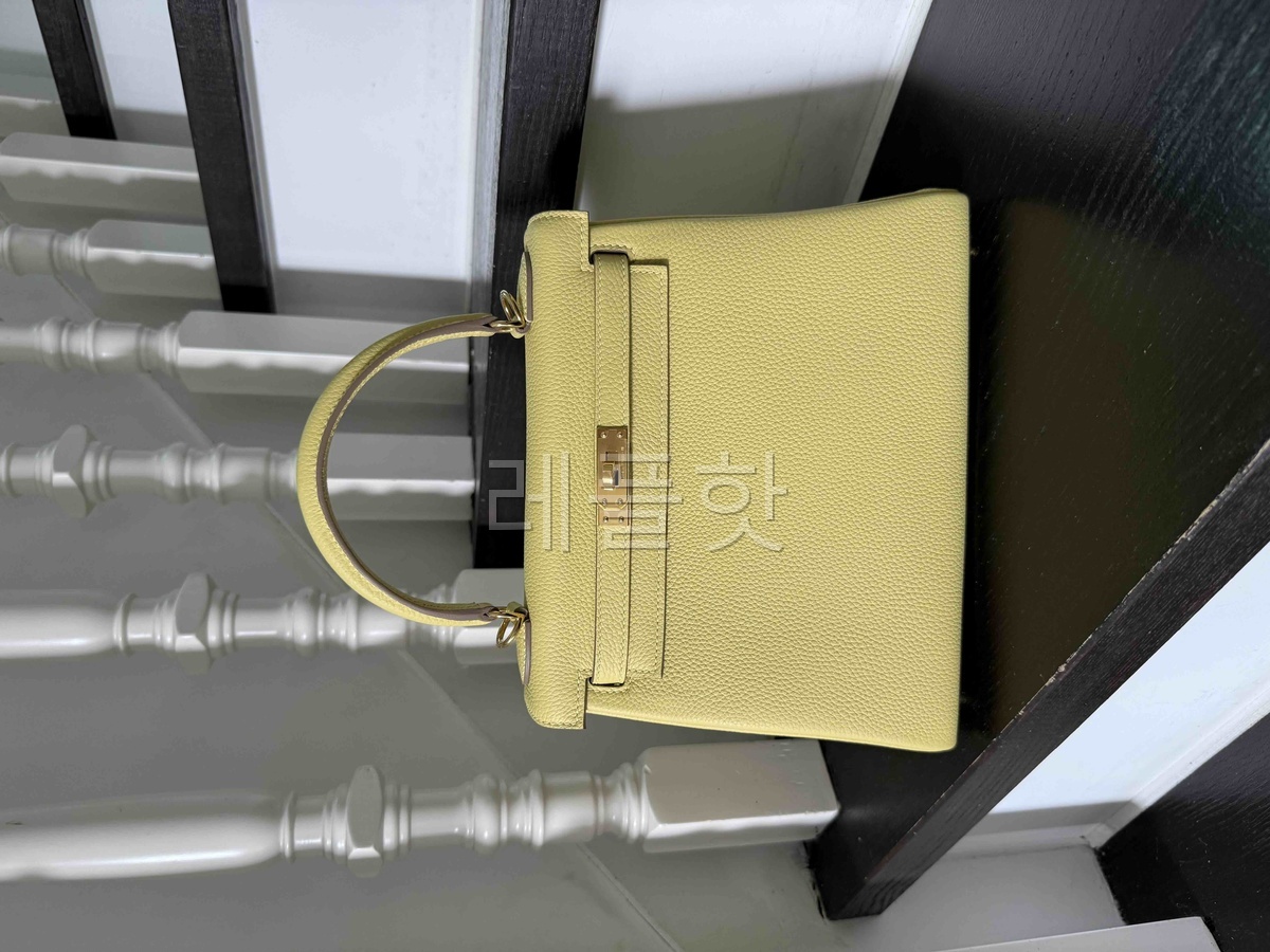 Hermès Kelly25 Togo Limoncello x Gold Hardware
