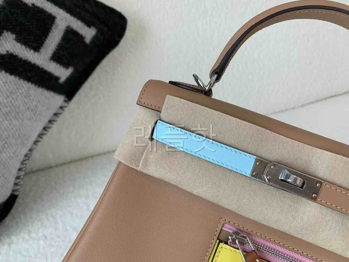 Hermès Kelly 25 Colormatic Swift Chai x Palladium Hardware