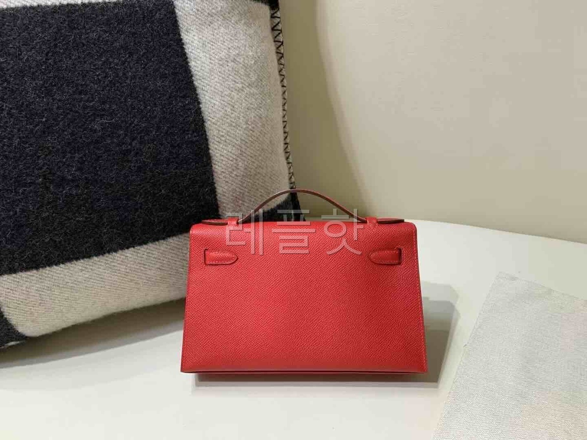 Kelly Pochette Epsom Rouge Casaque x Gold Hardware