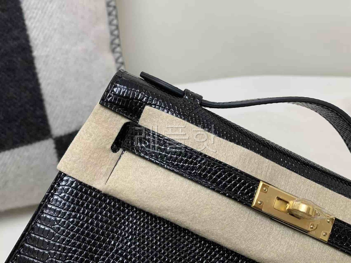 Hermès Kelly Pochette Lizard Noir x Gold Hardware
