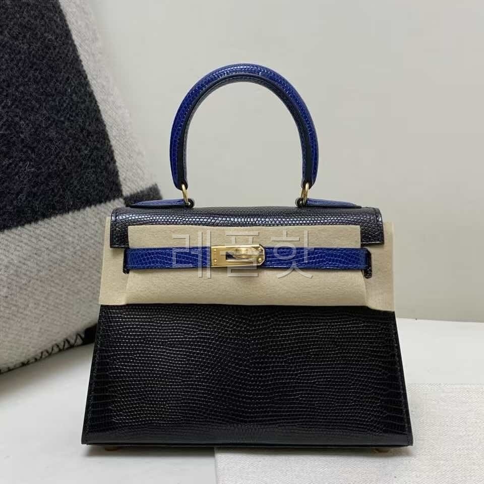 Hermès Mini Kelly 20 Big Lizard Noir with Sapphire Blue x Gold Hardware