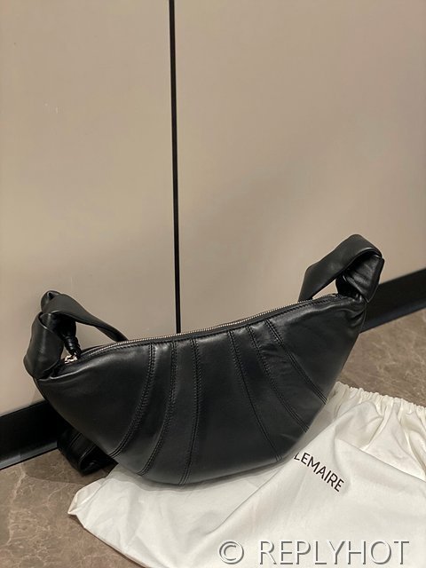 ★갓성비상품★ 르메르 스몰 크루아상백 [매장가 188만원대]