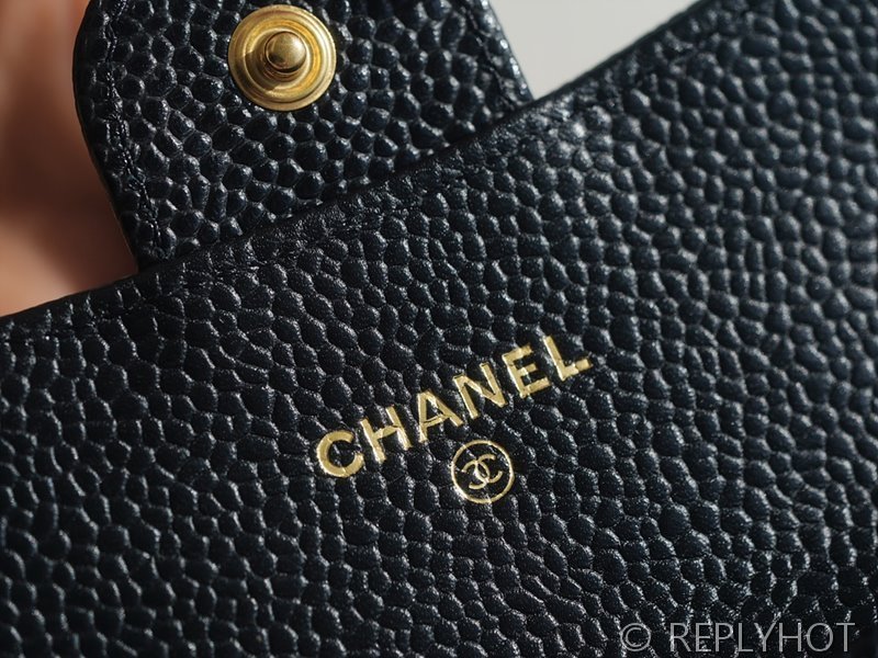 샤넬 클래식 카드 홀더 지갑 카프스킨 골드메탈 블랙 [매장가 150만원대]