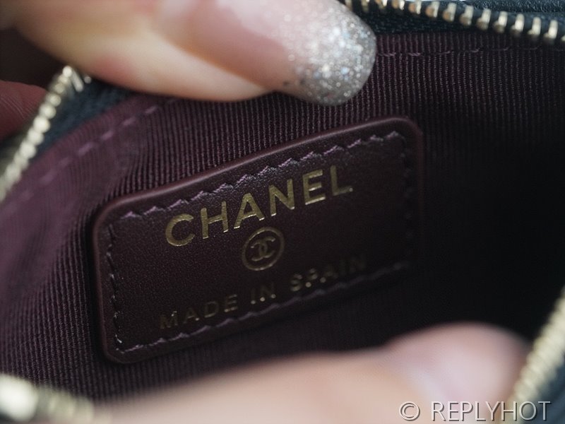 샤넬 클래식 지퍼 카드 홀더 램스킨 골드메탈 블랙 [매장가 190만원대]