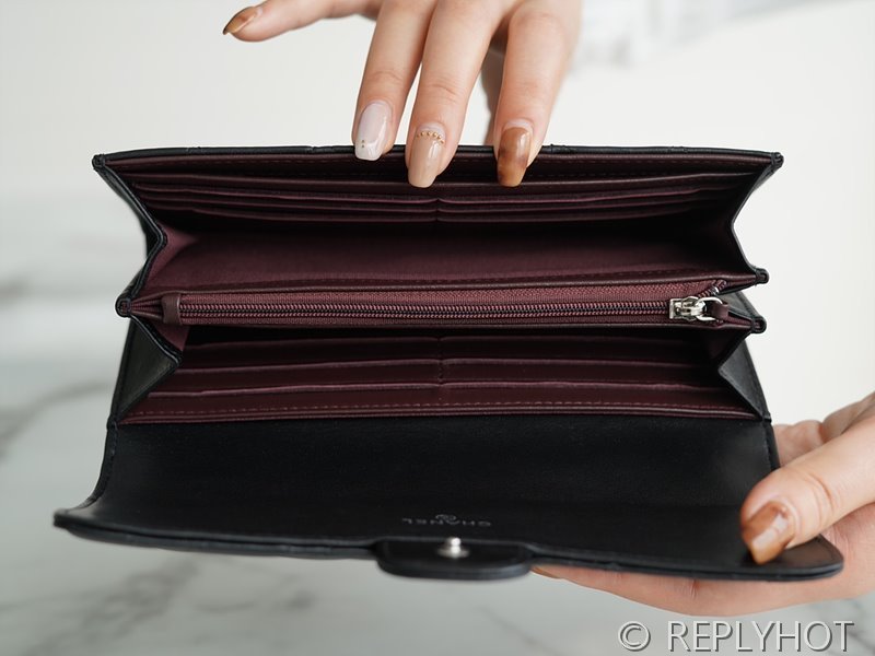 샤넬 클래식 장지갑 램스킨 실버메탈 블랙 [매장가 200만원대]