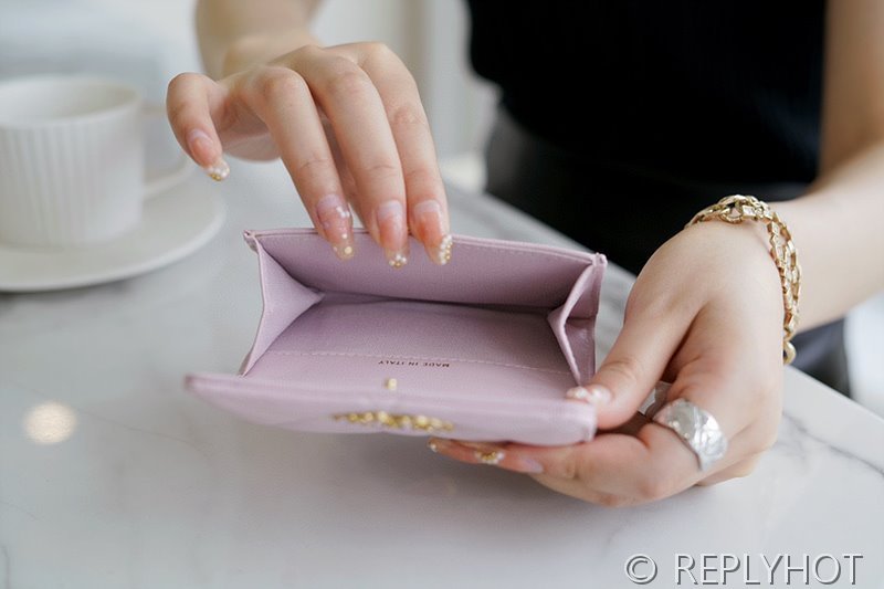 샤넬 19 플랩 카드 홀더 램스킨 골드메탈 [매장가 만원대]