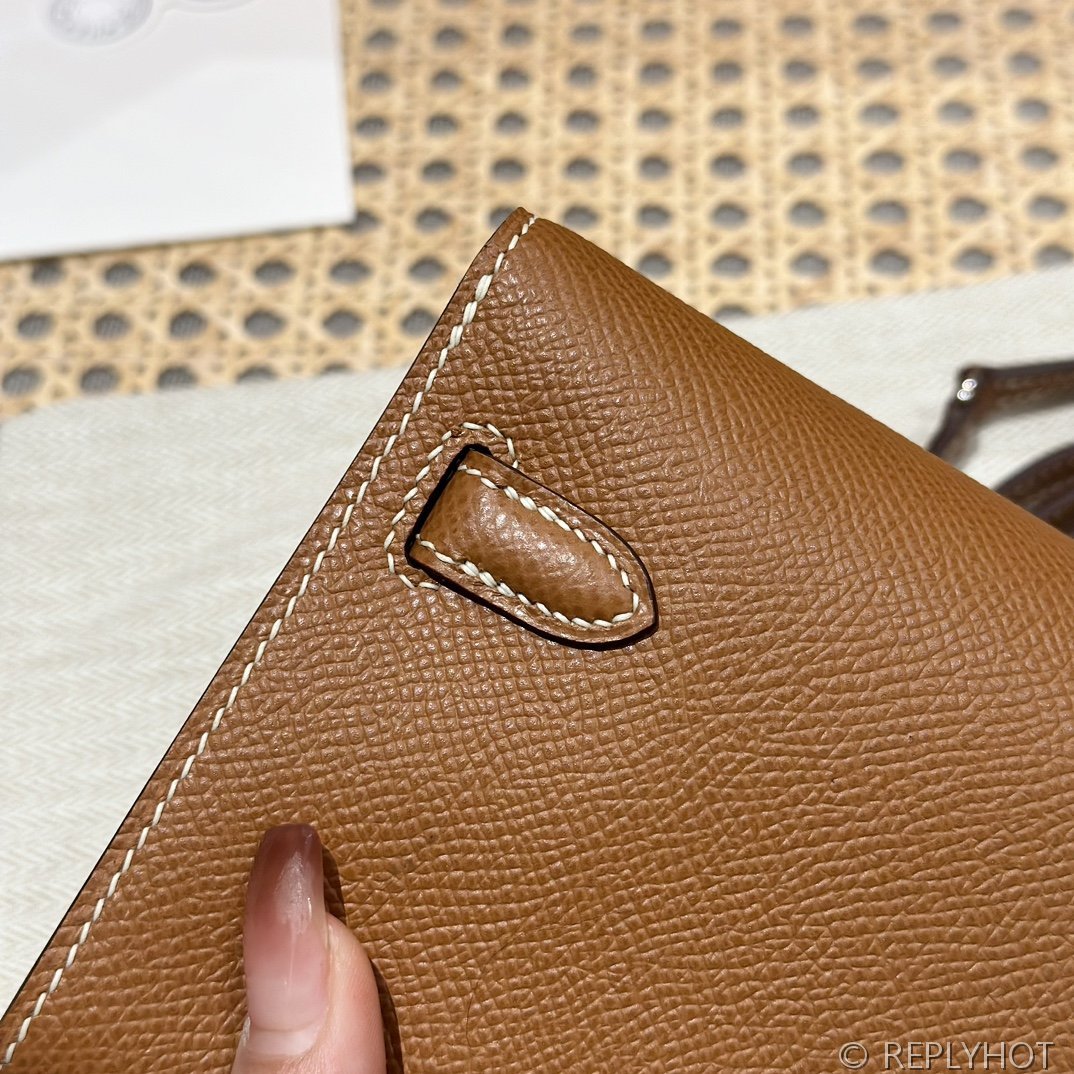 [하이엔드급] 에르메스 켈리 투고 크로스백 KELLY TOGO WOC / CK37 골드 엡솜 은장 [매장가 1090만원대]