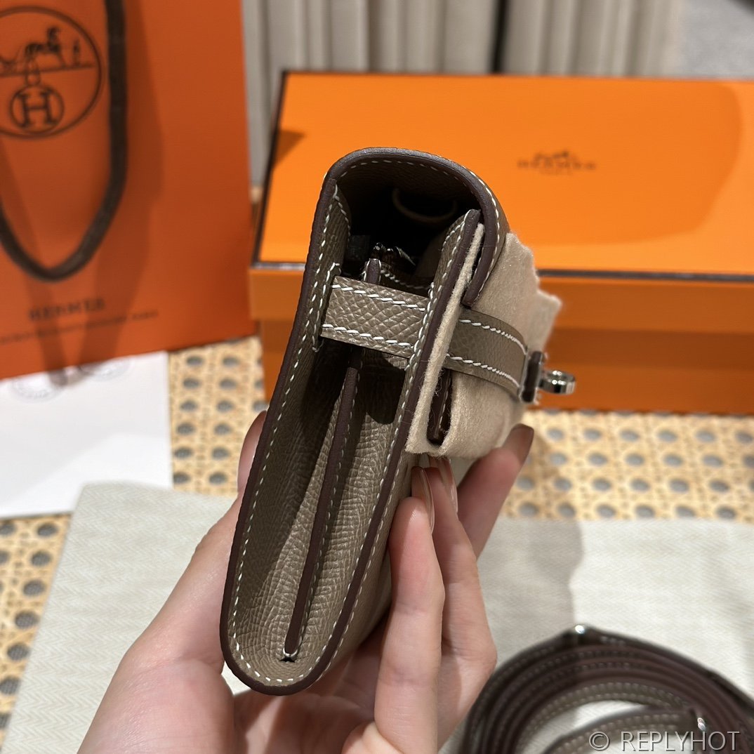 [하이엔드급] 에르메스 켈리 투고 크로스백 KELLY TOGO WOC / CK18 에토프 엡솜 은장 [매장가 1090만원대]