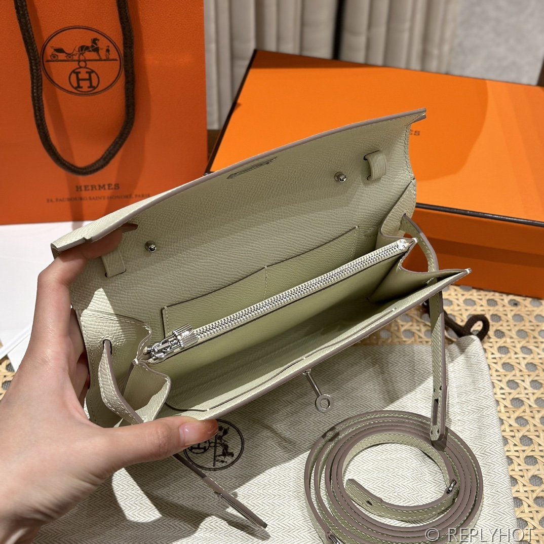 [하이엔드급] 에르메스 켈리 투고 크로스백 KELLY TOGO WOC / I2 나타 엡솜 은장 [매장가 1090만원대]