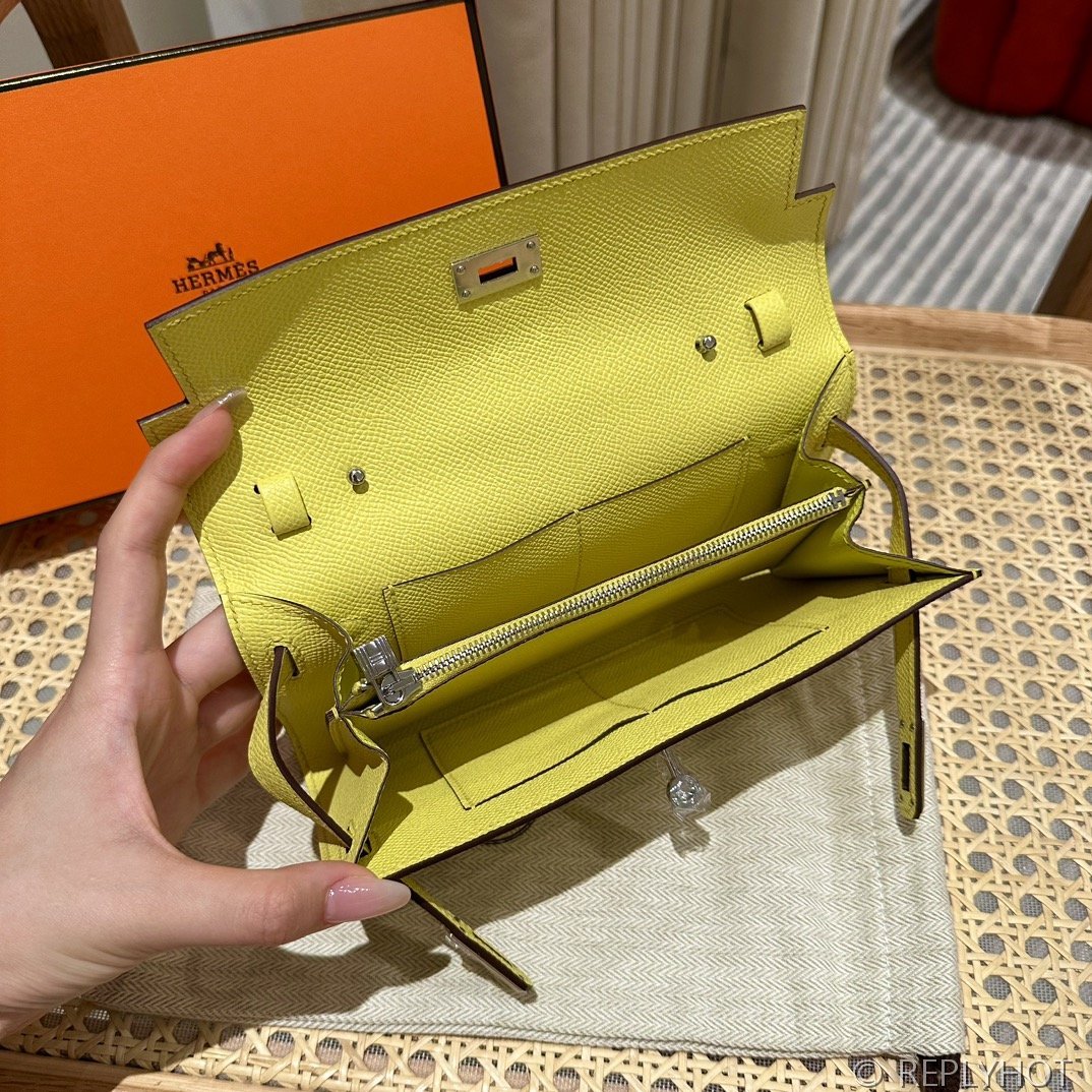 [하이엔드급] 에르메스 켈리 투고 크로스백 KELLY TOGO WOC / 9R 라임 엡솜 은장 [매장가 1090만원대]