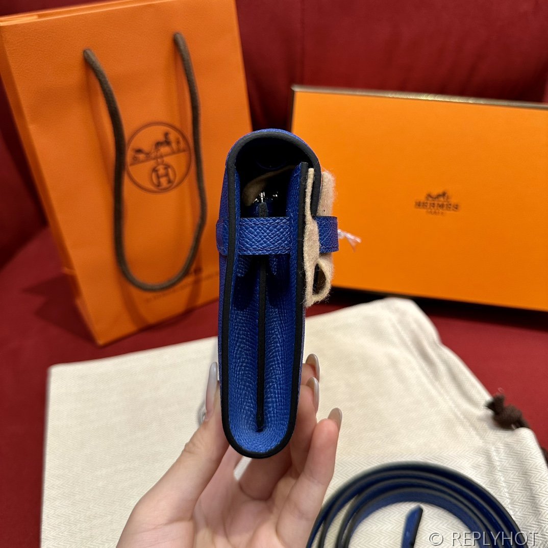 [하이엔드급] 에르메스 켈리 투고 크로스백 KELLY TOGO WOC / 7T 라이트블루 엡솜 은장 [매장가 1090만원대]