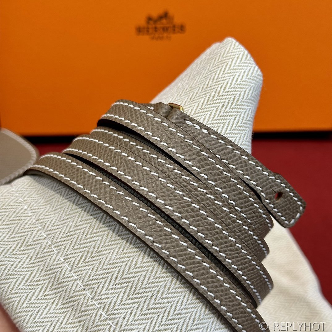 [하이엔드급] 에르메스 콘스탄스 투고 월렛 / CK18 에토프 엡솜 금장 [매장가 990만원대]