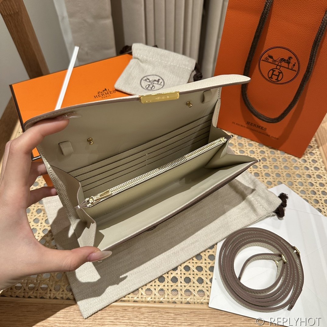 [하이엔드급] 에르메스 콘스탄스 투고 월렛  / CK10 CRAIE 엡솜 금장 [매장가 990만원대]