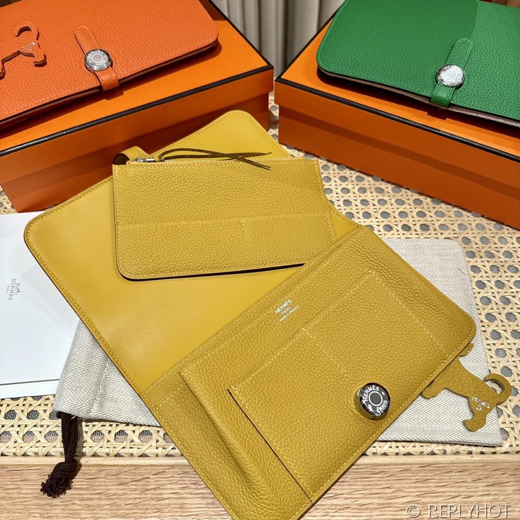 [하이엔드급] 에르메스 도곤 지갑 / 9D Jaune ambre 토고 은장 [매장가 390만원대]