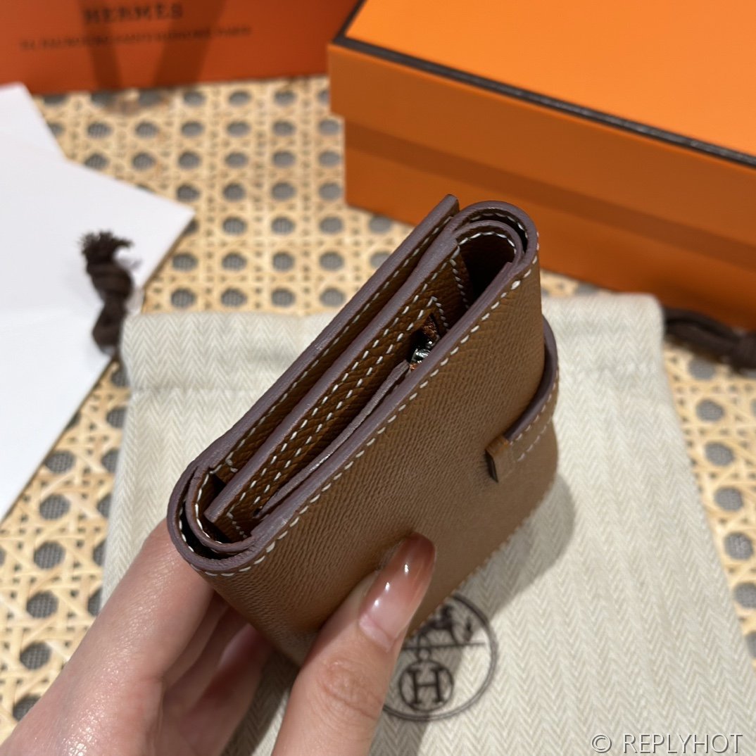 [하이엔드급] 에르메스 베안 트라이폴드 지갑 Hermes Bearn Wallet / CK37 브라운골드 엡솜 은장 [매장가390만원대]