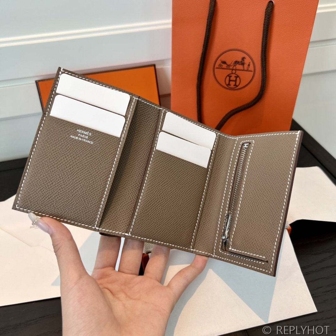 [하이엔드급] 에르메스 베안 트라이폴드 지갑 Hermes Bearn Wallet / CK18 에토프 엡솜 은장 [매장가390만원대]