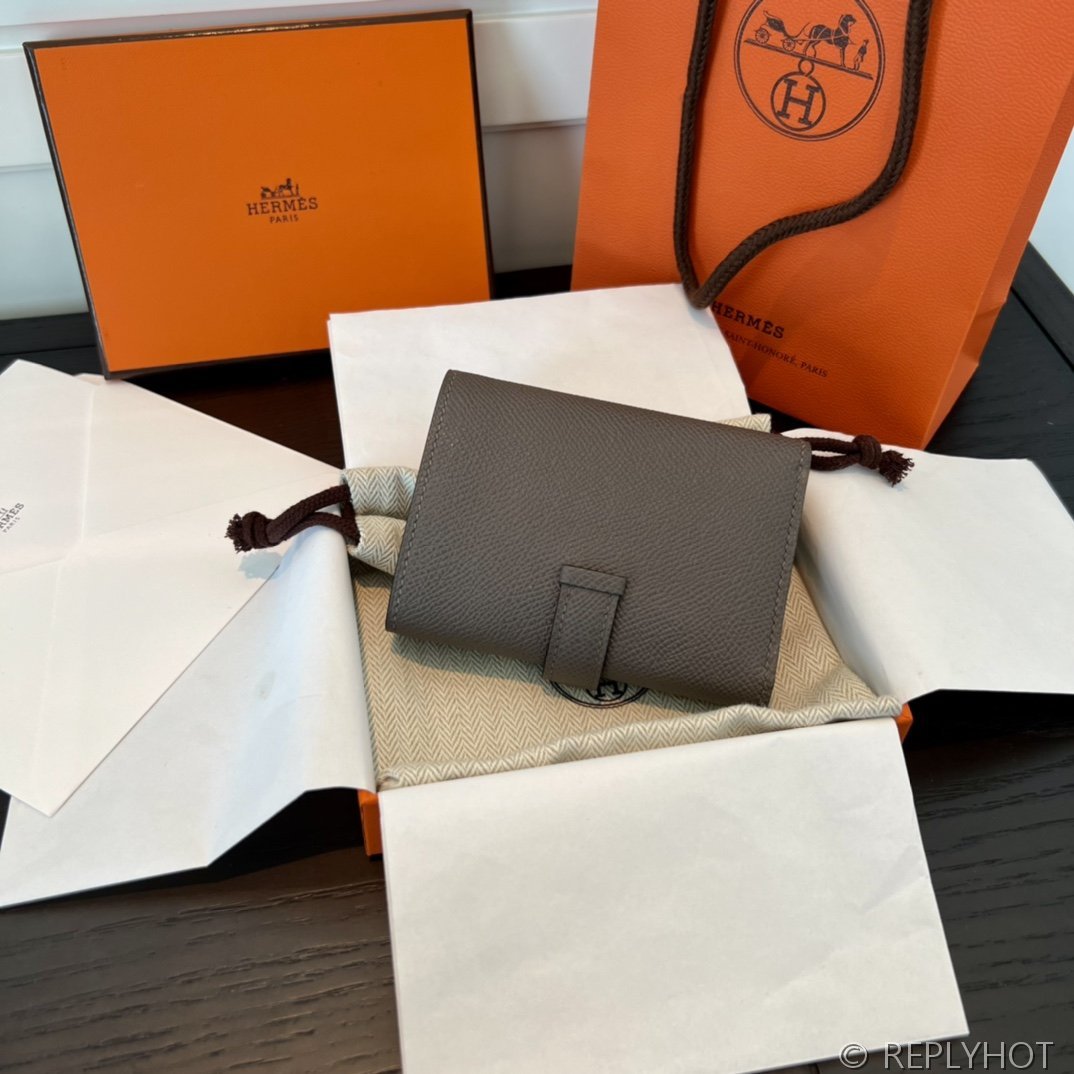 [하이엔드급] 에르메스 베안 트라이폴드 지갑 Hermes Bearn Wallet / 8F 에땅 엡솜 금장 [매장가390만원대]