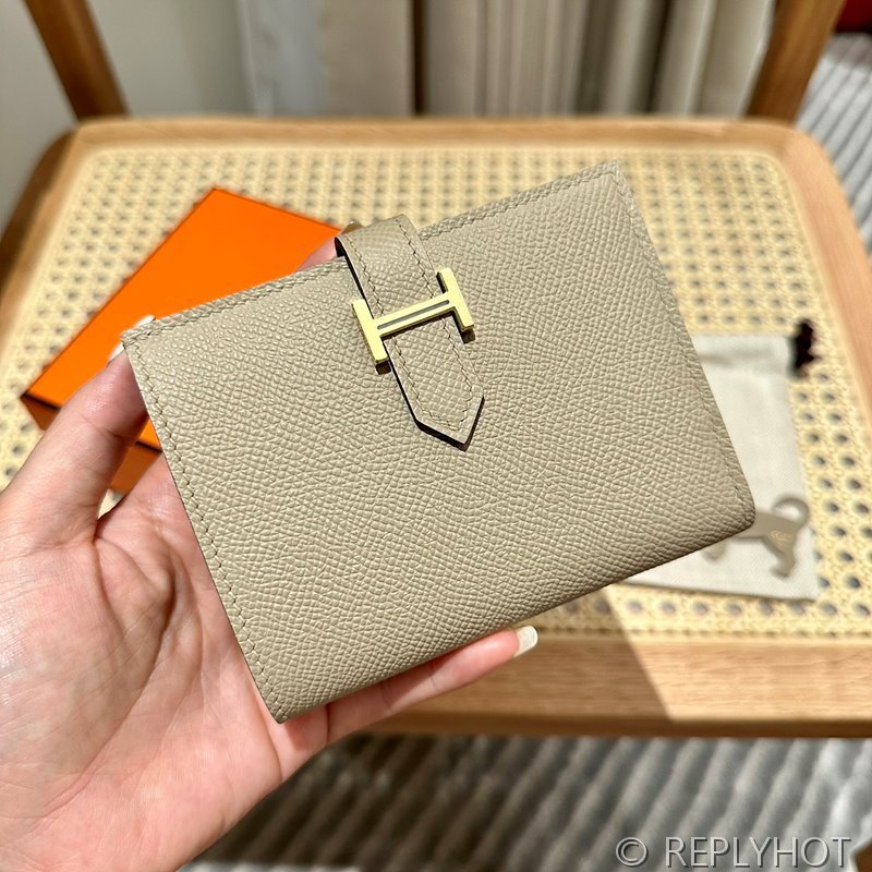 [하이엔드급] Hermes 에르메스 베안 컴팩트 지갑 Bearn Compact Wallet / S2 트렌치 엡솜 금장
