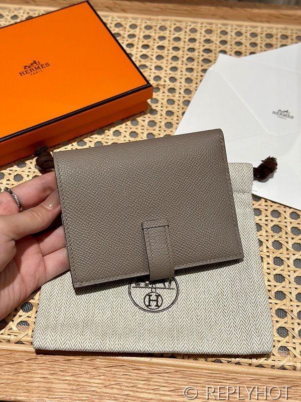[하이엔드급] Hermes 에르메스 베안 컴팩트 지갑 Bearn Compact Wallet / M8 아스팔트그레이 엠솜 은장
