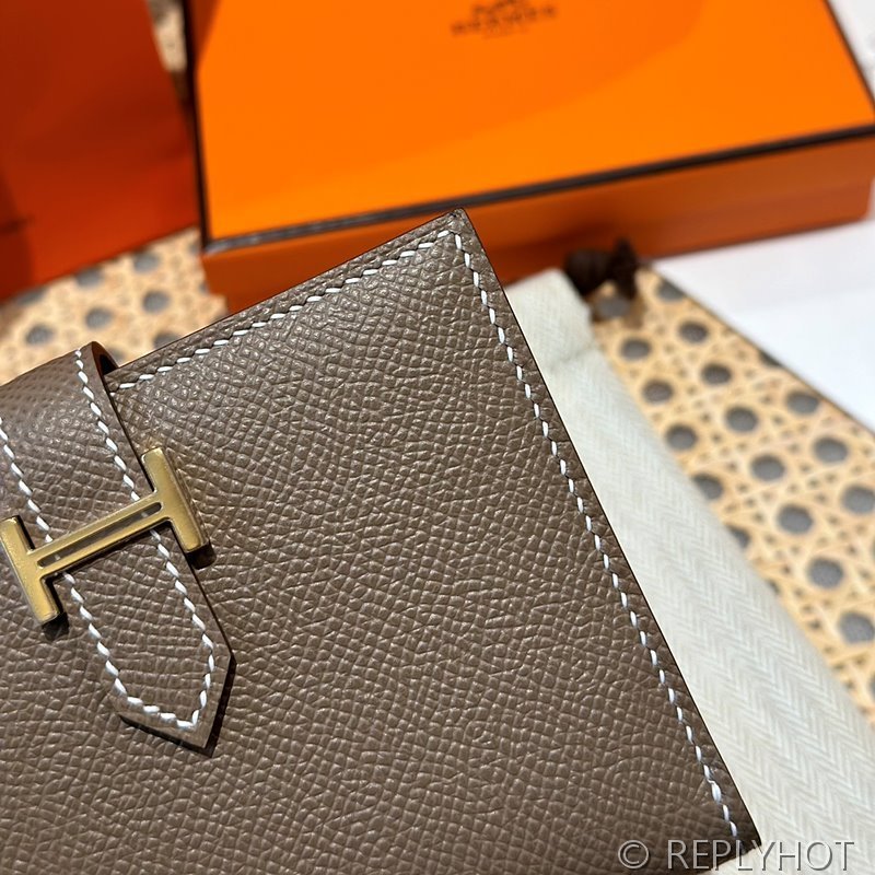 [하이엔드급] Hermes 에르메스 베안 컴팩트 지갑 Bearn Compact Wallet / CK18 에토프 엡솜 금장