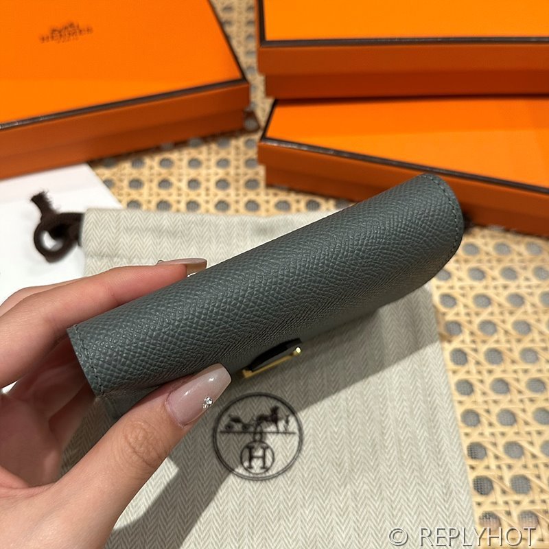[하이엔드급] Hermes 에르메스 베안 컴팩트 지갑 Bearn Compact Wallet / 63 아몬드그린 Vetr Amande 엠솜 금장 [매장가 385만원대]