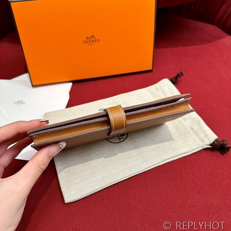 [하이엔드급] HERMES Bearn Wallet 에르메스 베안 장지갑 / CK37 골드브라운 엡솜 실버 [매장가 555만원대]