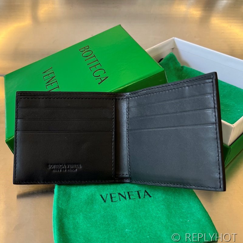 보테가베네타 카세트 폴더형 지갑 [매장가 81만원대]
