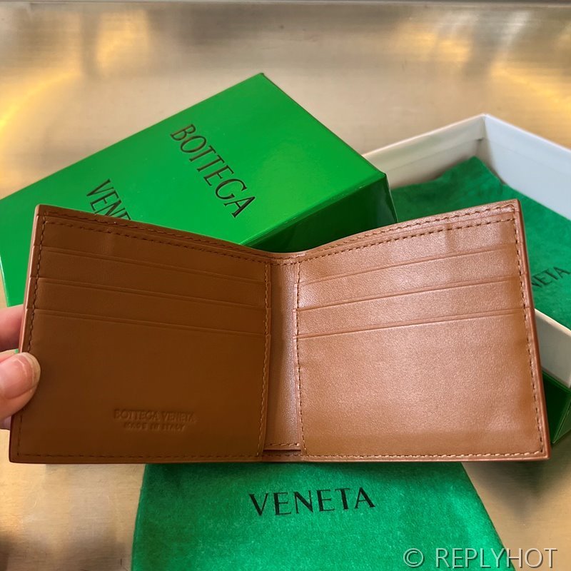 보테가베네타 카세트 폴더형 지갑 [매장가 81만원대]
