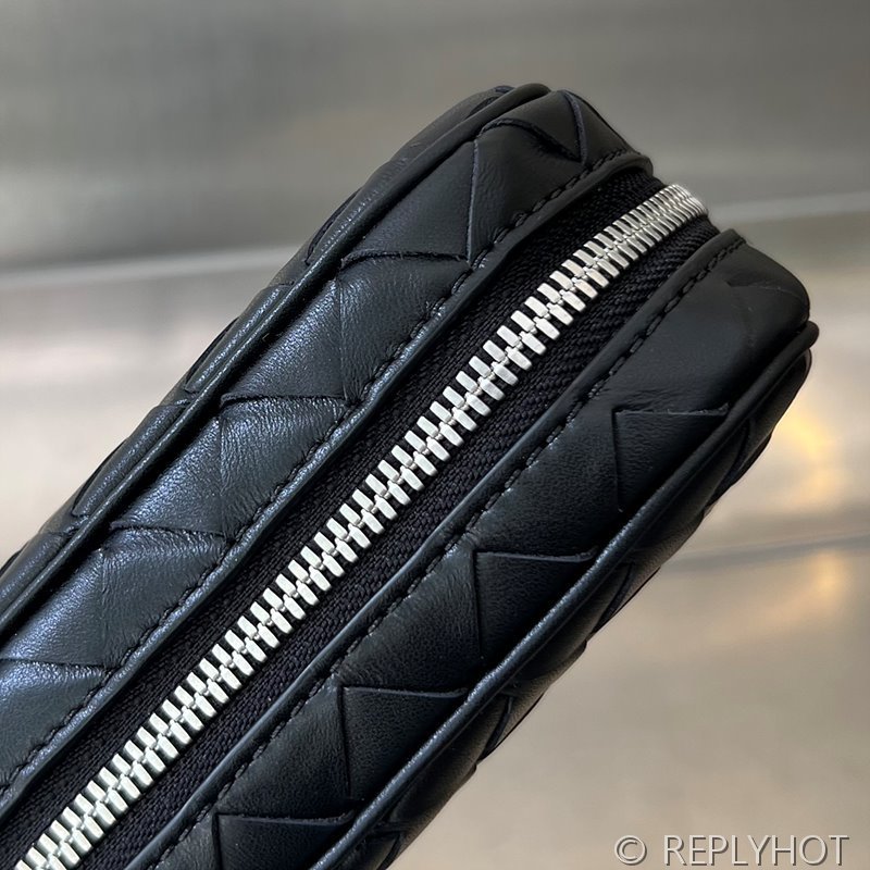 보테가베네타 인트레치아토 미디엄 오거나이저 [매장가 154만원대]