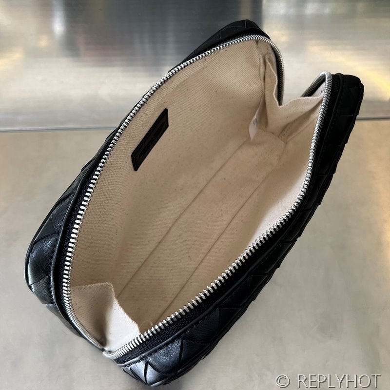 보테가베네타 인트레치아토 미디엄 오거나이저 [매장가 154만원대]