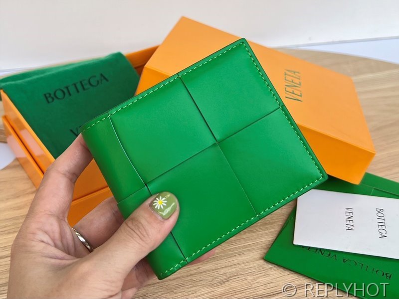 보테가베네타 카세트 폴더형 지갑 [매장가 81만원대]