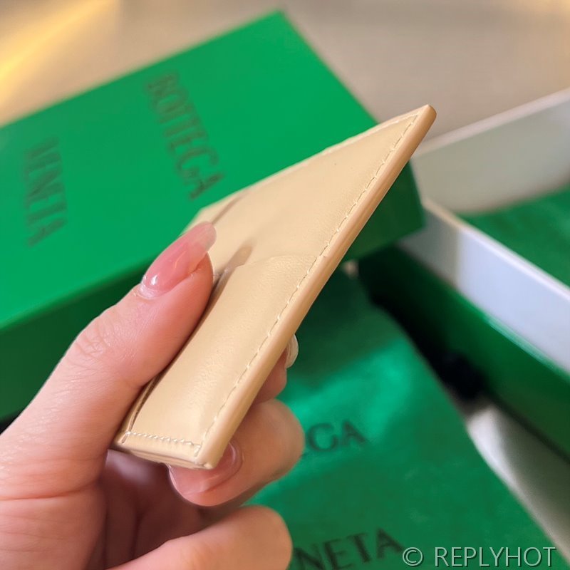 보테가베네타 카세트 카드 지갑 [매장가 58만원대]