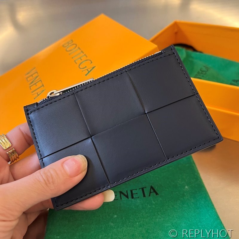 보테가베네타 카세트 지퍼 카드 지갑 [매장가 65만원대]