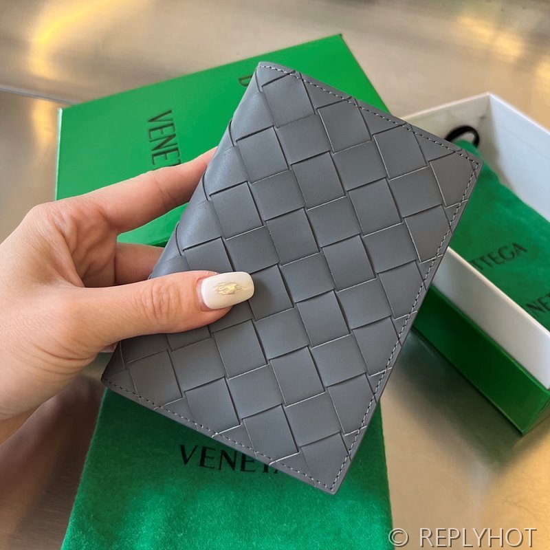 보테가베네타 인트레치아토 플랩 카드 지갑 [매장가 65만원대]