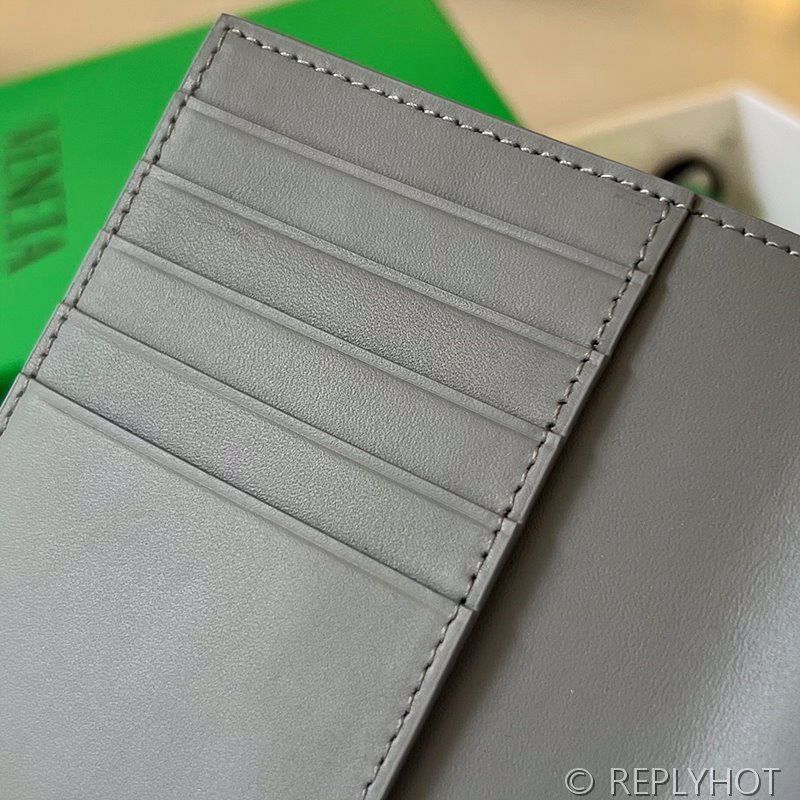 보테가베네타 인트레치아토 플랩 카드 지갑 [매장가 65만원대]