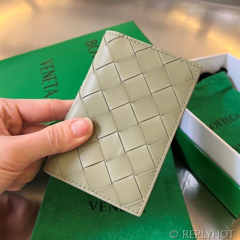 보테가베네타 인트레치아토 플랩 카드 지갑 [매장가 65만원대]