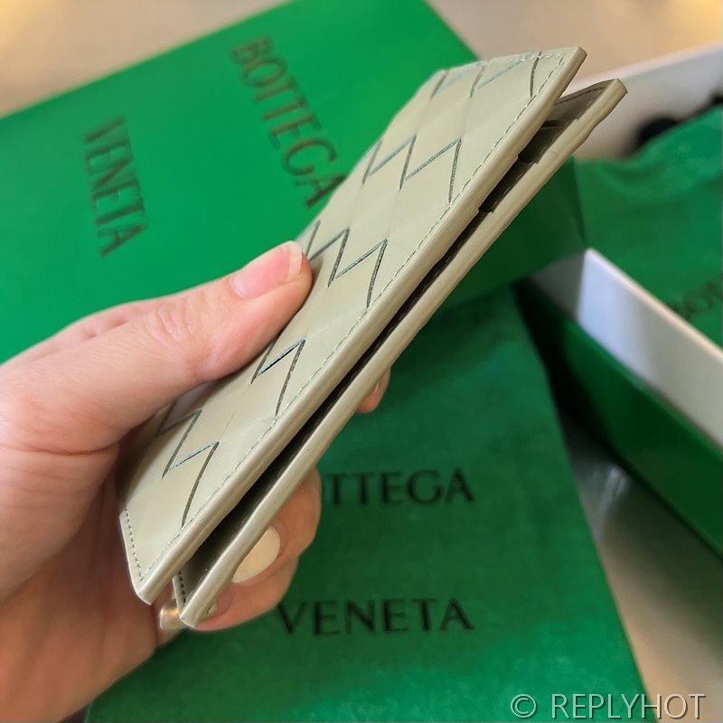 보테가베네타 인트레치아토 플랩 카드 지갑 [매장가 65만원대]