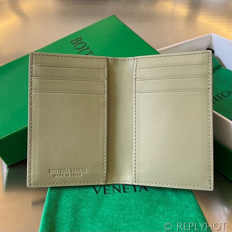 보테가베네타 인트레치아토 플랩 카드 지갑 [매장가 65만원대]