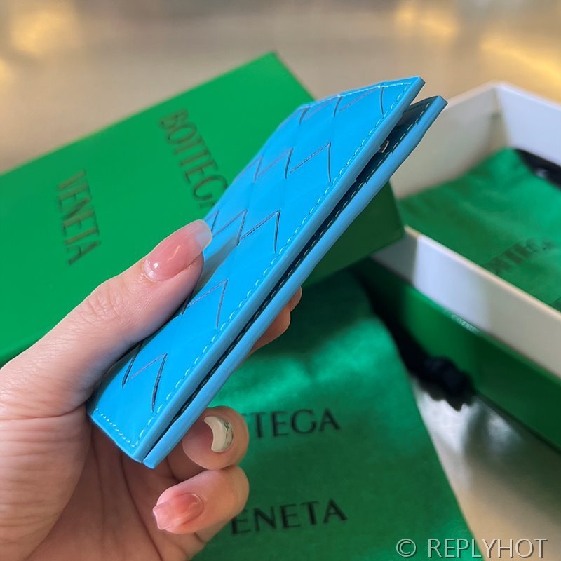 보테가베네타 인트레치아토 플랩 카드 지갑 [매장가 65만원대]